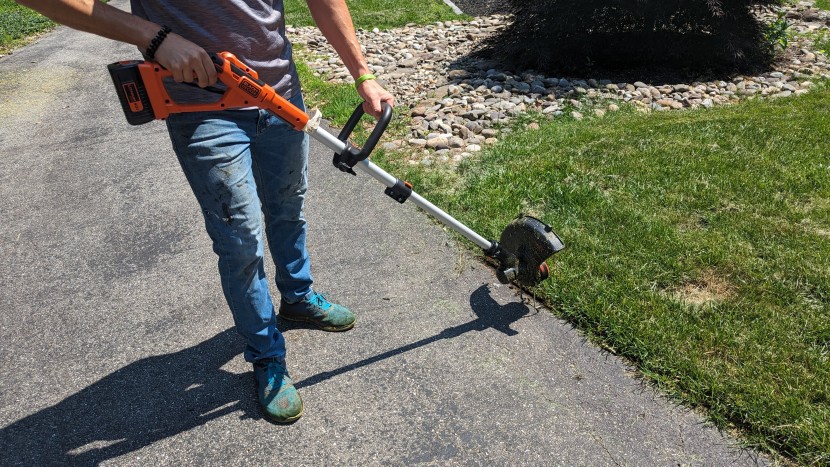 black+decker lst136 - this trimmer is a great model at a bargain price point.