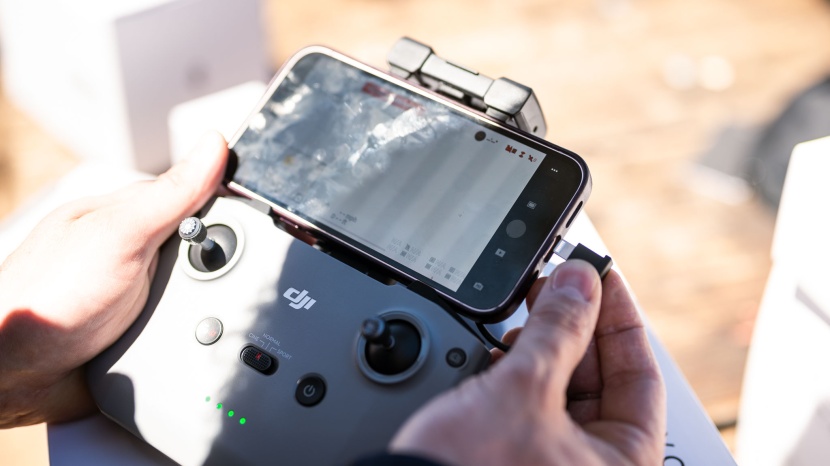 dji mini 3 pro - the cell phone-controller system does work, but it makes the remote...