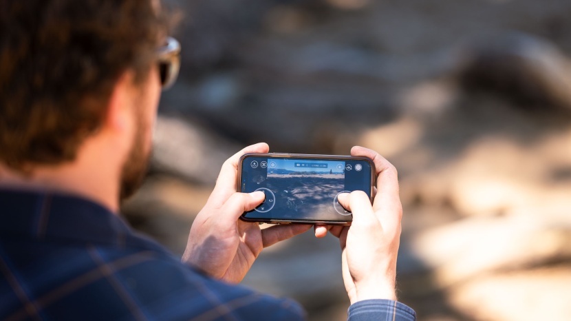 dji tello - using a touchscreen based controller isn&#039;t ideal, but tello flies so...