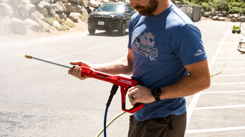 craftsman cmepw2400 - though not the most powerful option in the test, the craftsman...