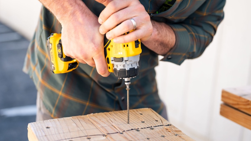 dewalt xtreme 12v 5-in-1 drill driver kit dcd703f1 - this model did well, driving an impressive number of decking screws...