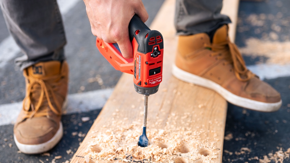 Milwaukee M12 Fuel Installation Drill Driver Kit 2505-22 Review