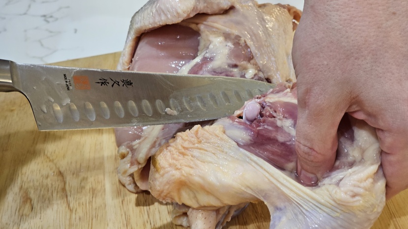 mac professional series 8&quot; with dimples mth-80 - though the handle of the mac is a bit short and takes some getting...