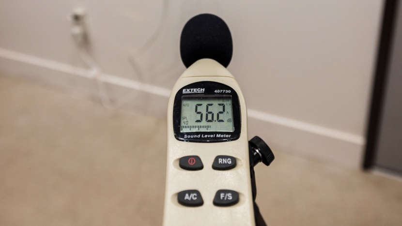 ge ahec05ac - this model produces an average amount of sound one would expect from...