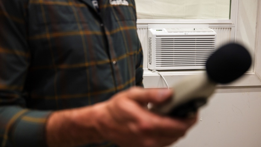 lg lw6017r - measuring noise generated by this unit with an spl meter.