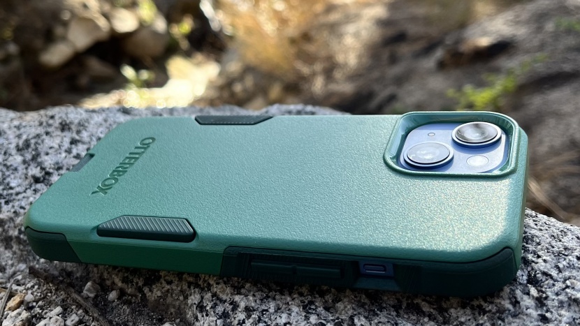 iphone 14 case - the otterbox commuter is one of the best all-around iphone 14 cases