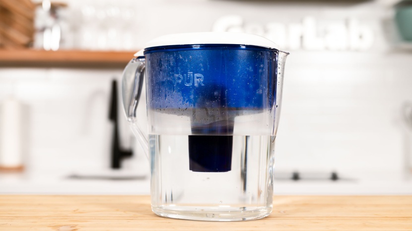 pur classic 11 cup pitcher - this is one of the best pitcher water filters to remove containments.