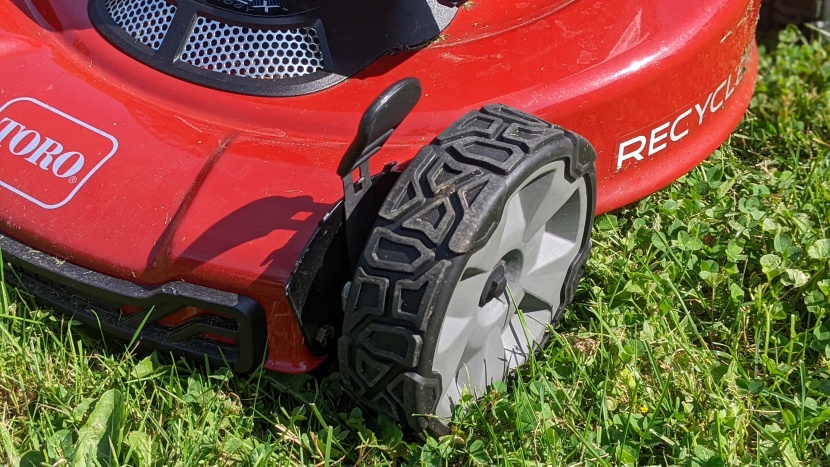 toro smartstow recycler 20340 - the plastic tires aren't the best but they'll never run out of air.