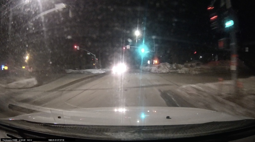 the quality of the thinkware x1000s video in the nighttime is lacking.