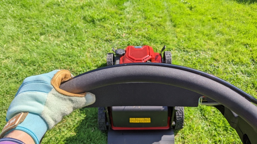 toro smartstow recycler 20340 - the auto-drive is driven by the amount of pressure you put on the...