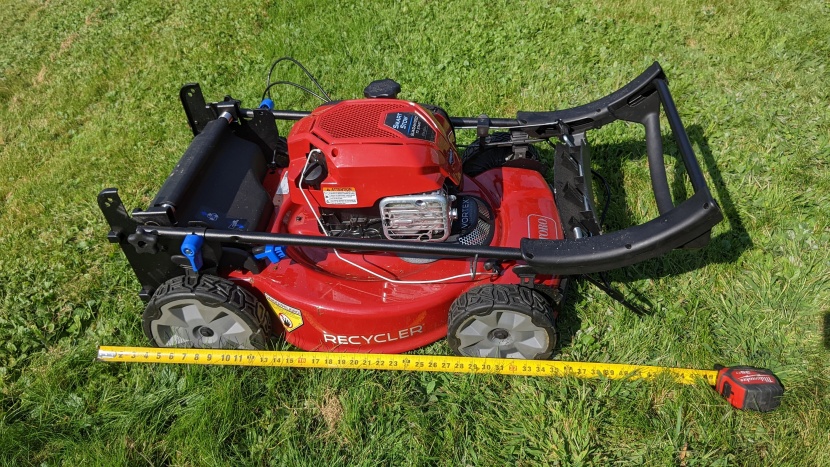 toro smartstow recycler 20340 - the broad cutting deck reduces the number of times you have to walk...