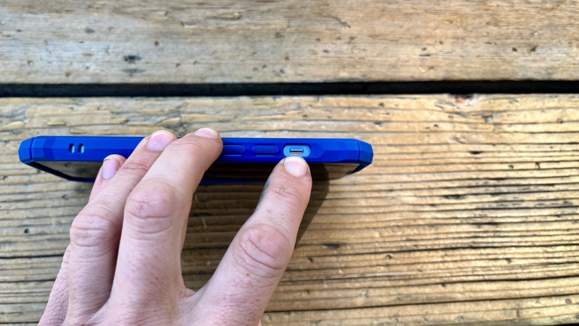 iphone 14 case - the slim design of the esr air made the buttons very easy to use and...