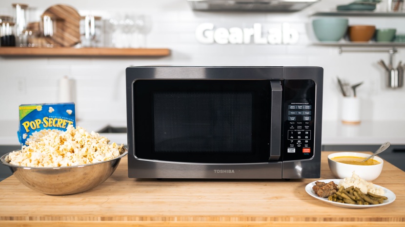 toshiba em131a5c - there&#039;s a lot to love about this model, including its selection of...