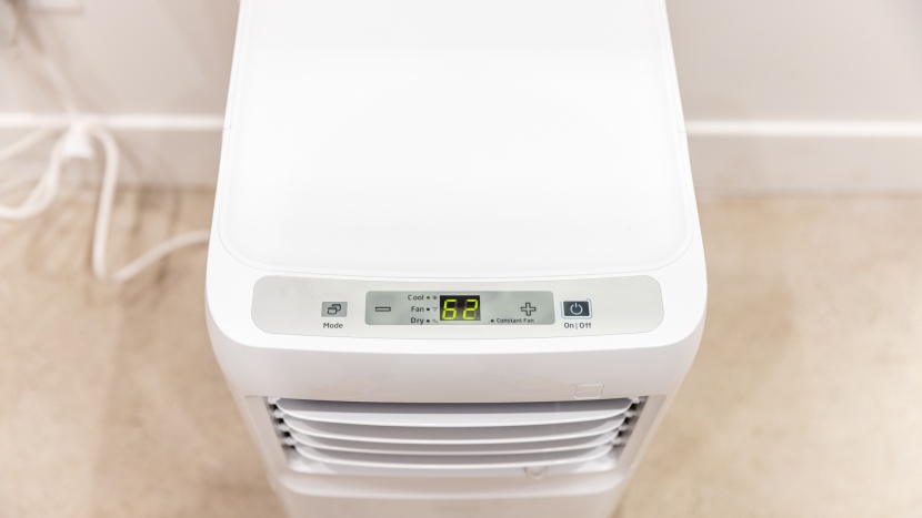 midea map08r1cwt - the midea map08r1cwt&#039;s display can be difficult to read unless you...