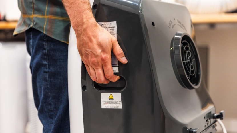 portable air conditioner - portable air conditioners with deep, well-placed handles are much...