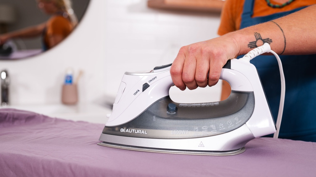 BEAUTURAL 1800 Watt Steam Iron for Clothes with Precision Thermostat D –  Pete's Arts, Crafts and Sewing