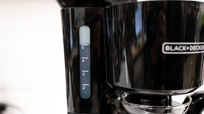 black+decker 5-cup - it's important to be able to see how much water is in the reservoir...