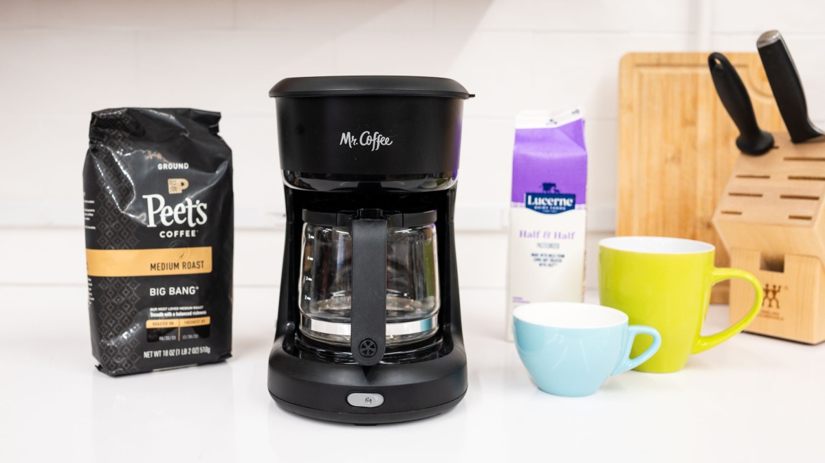 mr. coffee 5-cup mini brew drip coffee maker review