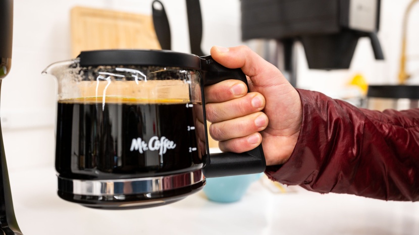 mr. coffee 5-cup mini brew - this machine brews an alright cup of coffee, but there are several...