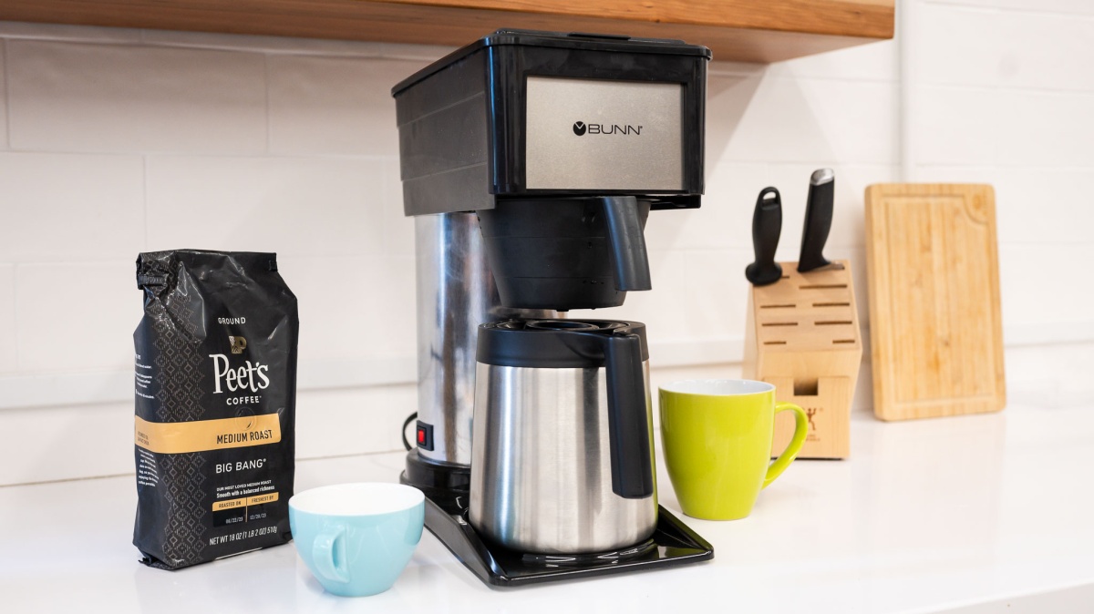 Bunn Velocity Brew BT Review (This machine's fast brewing speed would do well in an office or venue with several people needing a caffeine fix...)