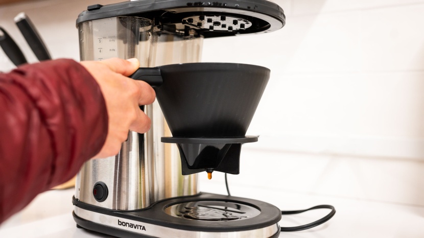 bonavita one touch 5-cup - our biggest hang up was having to deal with the grounds before...