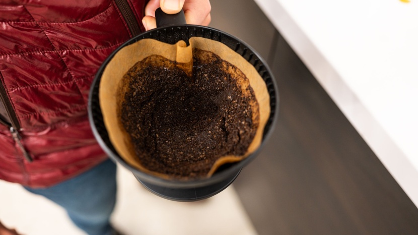 bonavita one touch 5-cup - this brewer had decent water distribution, as long as we used the...