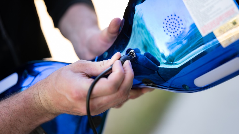 hoverboard - the titan impressively has both a long battery life and a very rapid...