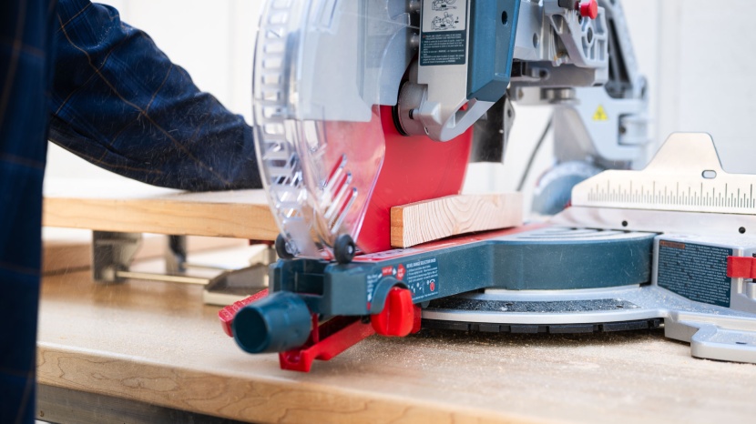 miter saw - our goal is to help you find the perfect miter saw for your project.