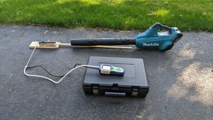 makita 36v lxt brushless blower kit xbu02pt - the anemometer and pitot tube was used to measure airflow (cfm) and...