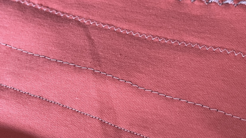 across stretchy cotton jersey, the hzl-lb5100 still makes neat...