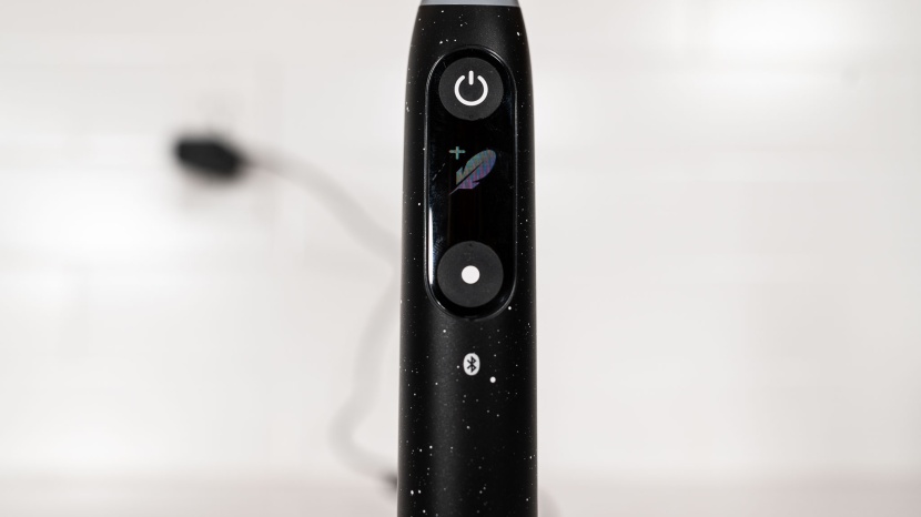 oral-b io series 10 - it&#039;s simple enough to swap between the seven modes on this device...