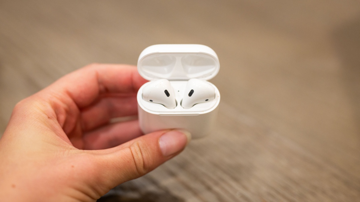 Apple AirPods 2 Review