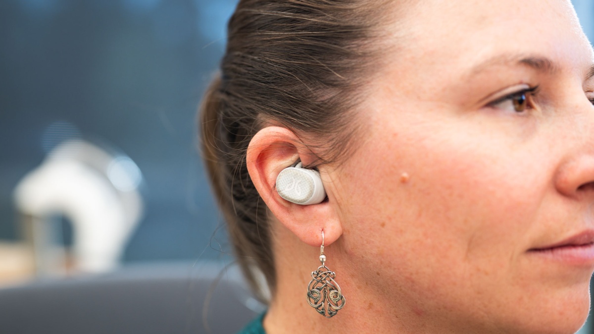 Jaybird Vista 2 Review (We never forgot that we were wearing these imposing earbuds.)