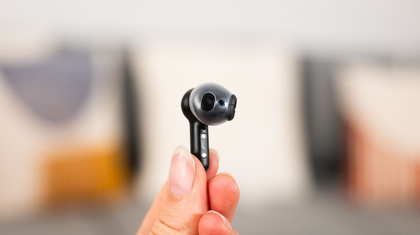 amazon echo buds 2023 - the design does not include an ear tip. this free-floating design...