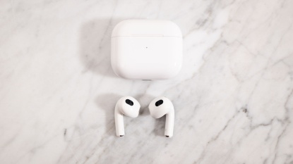 Apple AirPods 3 Review