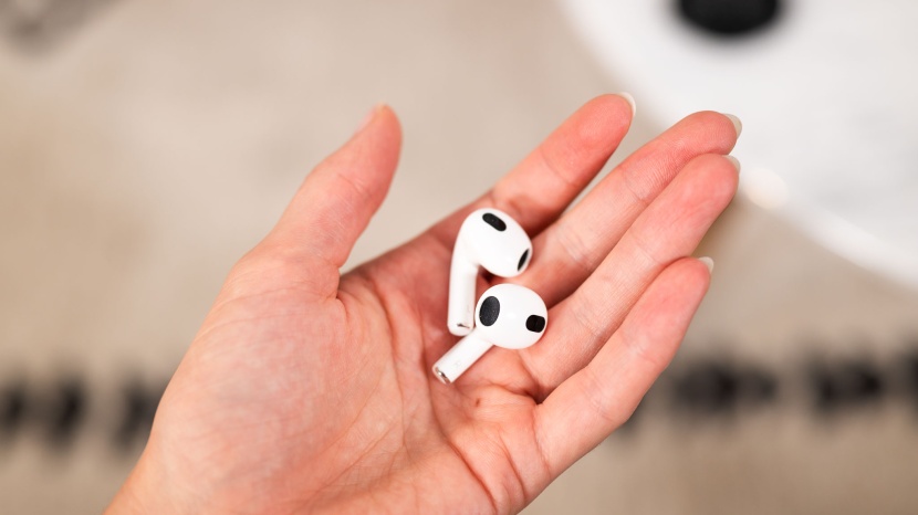 apple airpods 3 - unfortunately, if your ears aren&#039;t the perfect shape to accommodate...