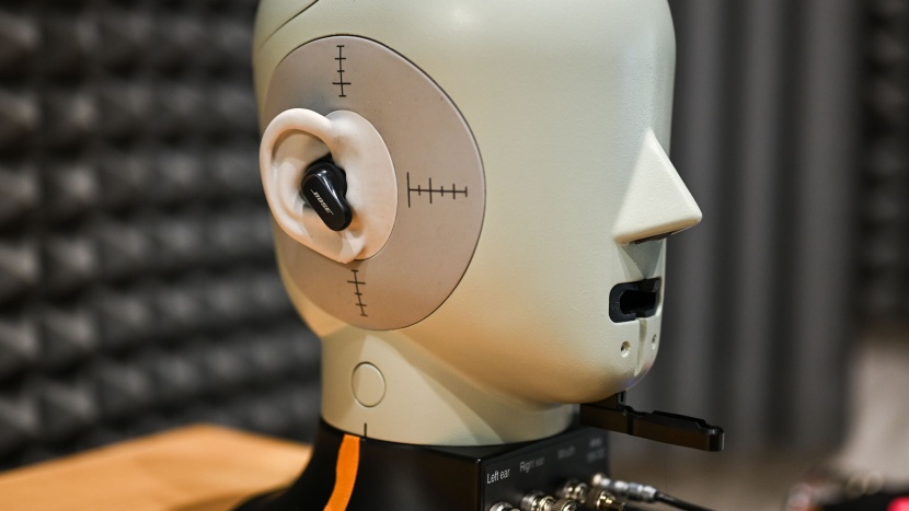 bose quietcomfort ii - we utilized a panel of expert listeners and a bruel and kjaer 5128-b...