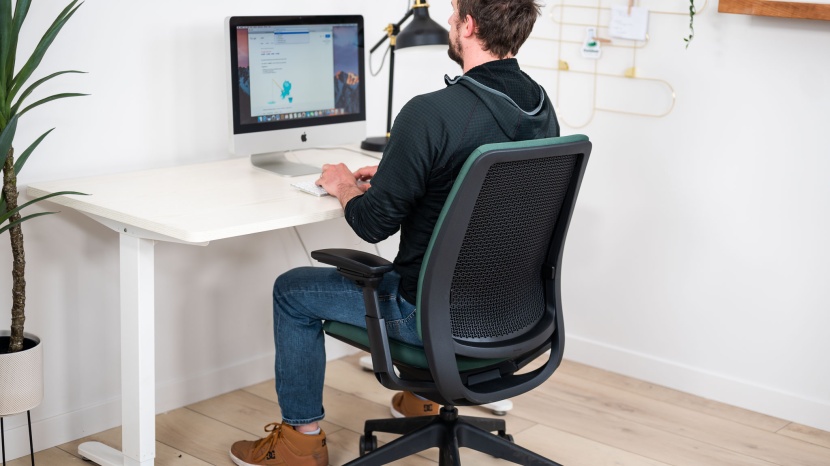 steelcase series 2 - this model provides suitable comfort for the typical 40 hour work...