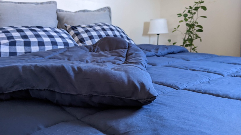 comforter - synthetic fill options, like the bedsure all-season down alternative...