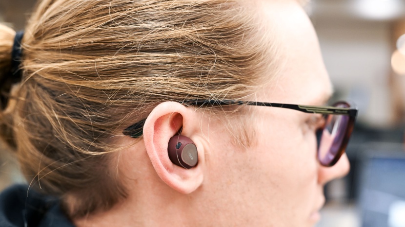 jabra elite 10 - these earbuds may look large, but they feel great.