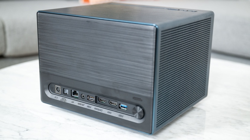 hisense c1 laser - the hisense laser c1 has a good selection of ports.