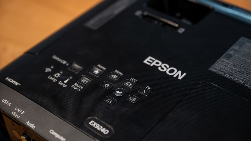 epson pro ex9240 - we believe top-accessible function buttons, zoom, and focus controls...