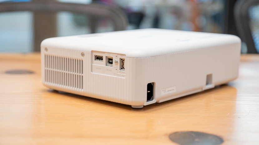 epson epiqvision flex co-w01 - one downside to the flex co-w01 is its limited port options, with...