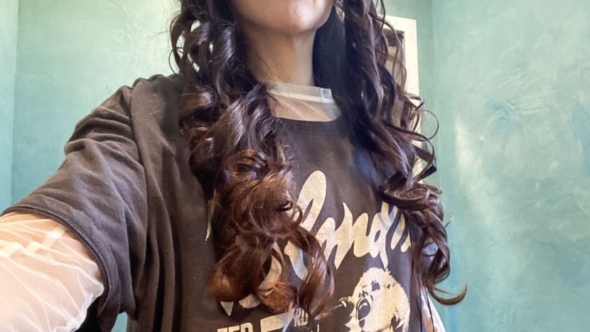 the creative curl gave glossy curls that lasted.