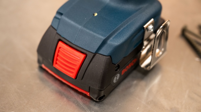 bosch 18v compact brushless 1/2 in. drill/driver kit gsr18v-400b12 - this model offers exceptional battery life.