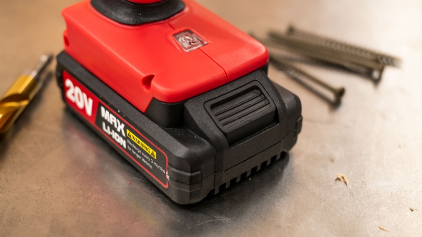 avid power 20v max acd316 - this model offers marginal battery life.