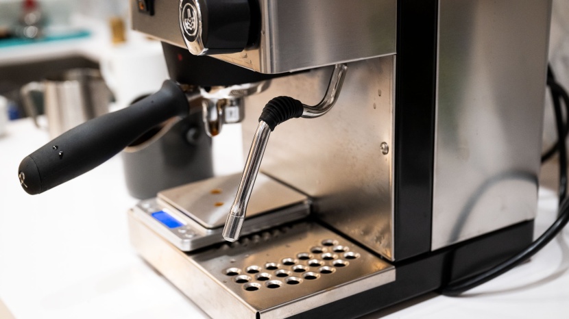 rancilio silvia - the portafilter is super sturdy, and the handle is ergonomic and...