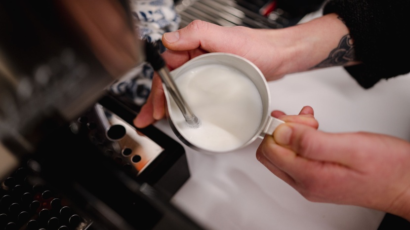 steaming perfect microfoam.