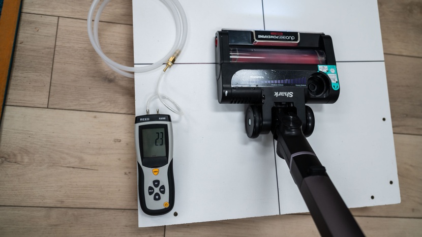 we measured effective suction power with a differential pressure...