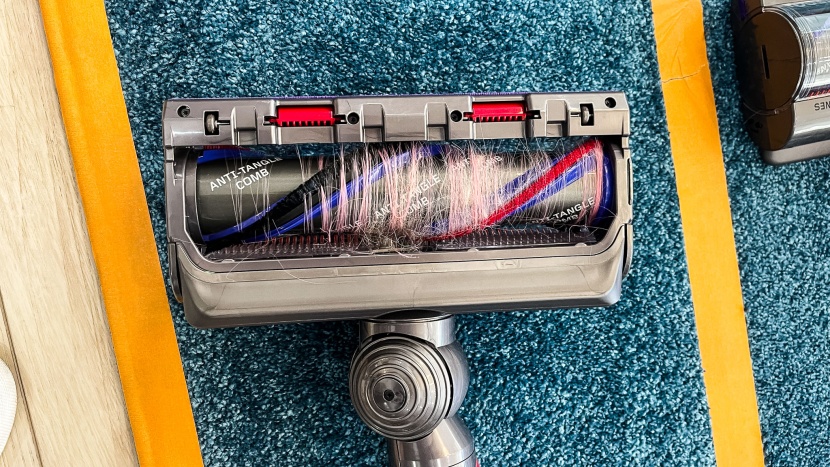 dyson v15s submarine - the longer hairs managed to hold onto the roller, which was...